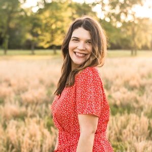 Meet your Posher, Nina